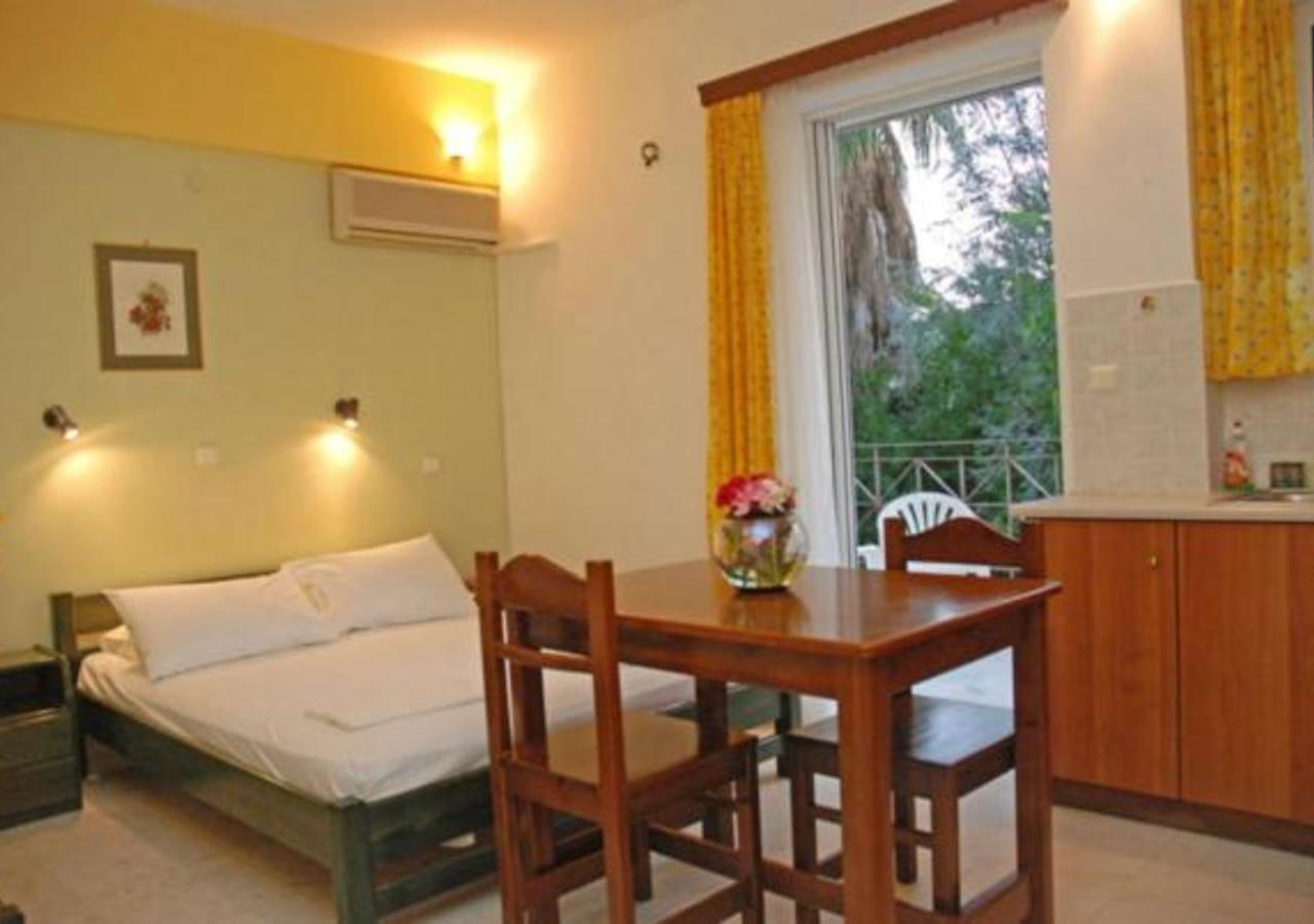 Areti & Maria Apartments Gythio Buitenkant foto
